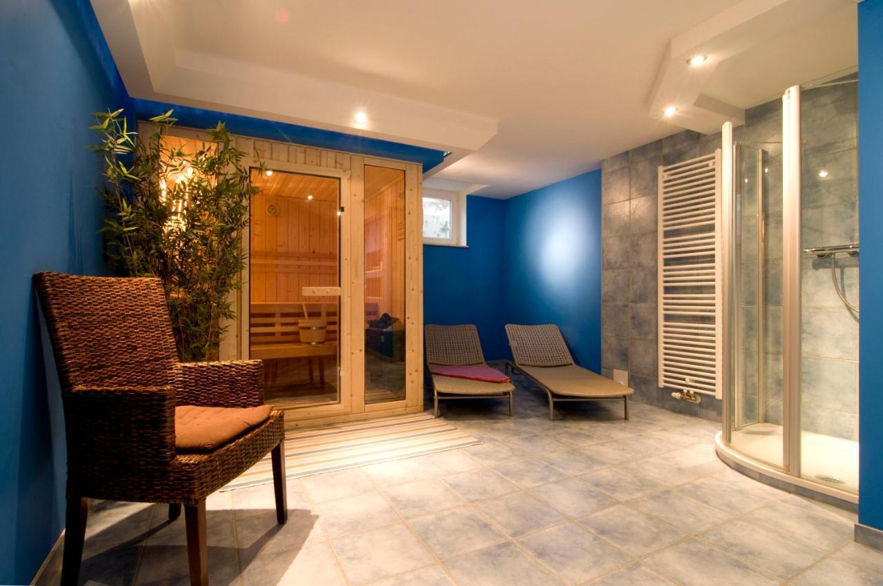 Ferienhaus Zander Mit Sauna บอร์น ภายนอก รูปภาพ